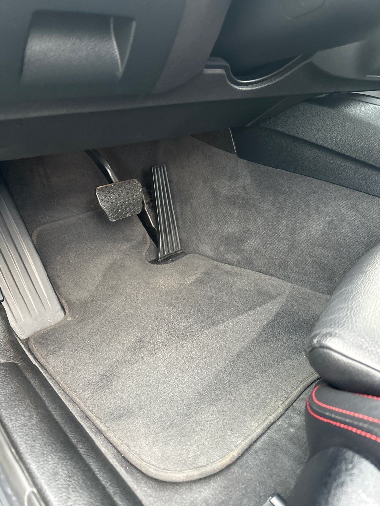 How to Detail Car Interior in Summer Heat: Ultimate Guide