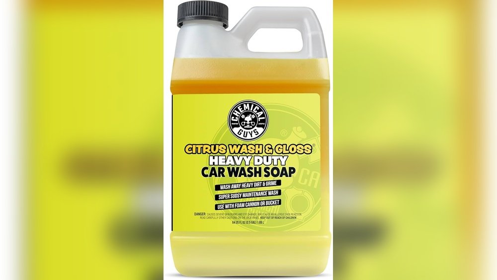 foam gun vs bucket wash which is safer for paint expert guide