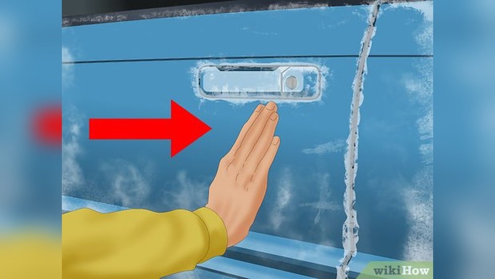 How To Open A Frozen Car Door: Easy Hacks to Get Inside Fast