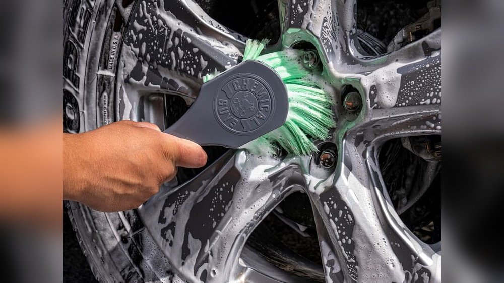 How To Properly Clean Car Wheels: Expert Tips for a Sparkling Shine