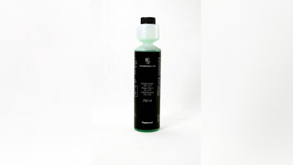 Glass Cleaner Safe for Porsche Glass