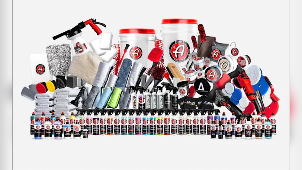What Is a Complete Car Detailing Kit? Essential Tools Explained