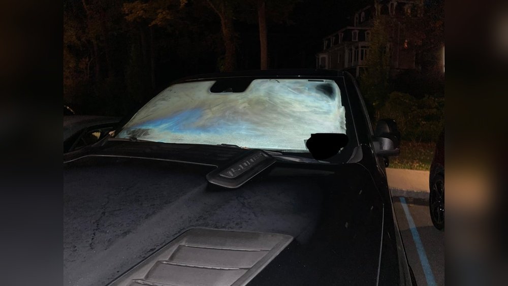 why is my windshield fogging overnight